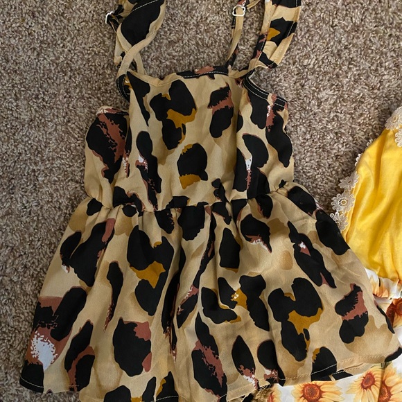 Romper bundle - Picture 2 of 4